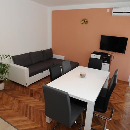 Voshta 2 Bedroom Apartment Zadar Zimmer foto